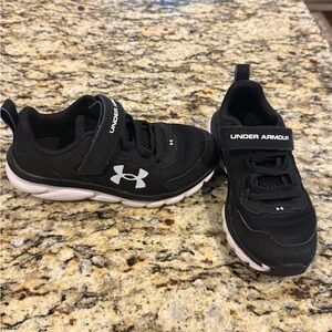 Under Armour Kids Black and White Sneakers